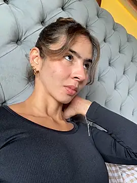 RouseColins online show from October 2025 07:35:02 PM