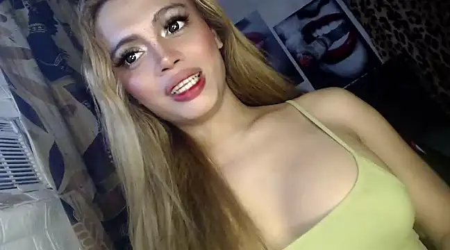 Snapshot of barbie_ivana chatting on February 2025 10:00:02 AM barbie ivana online show from February 2025 10:00:02 AM