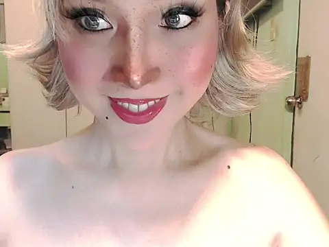 Ezradeliciosa online show from May 2026 01:21:02 AM