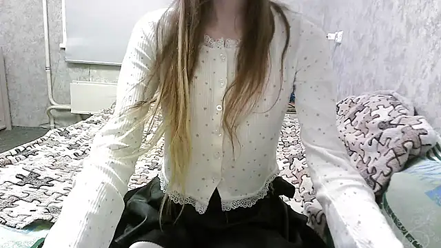 Snapshot of KittyBounty chatting on December 2025 07:20:01 PM KittyBounty online show from December 2025 07:20:01 PM