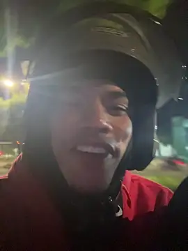 Snapshot of BestMasterForYou chatting on October 2025 09:52:01 AM BestMasterForYou online show from October 2025 09:52:01 AM