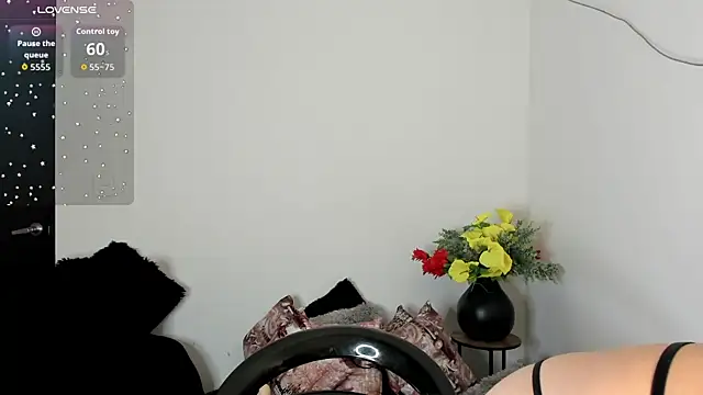 alissondomitt online show from September 2025 08:02:02 PM