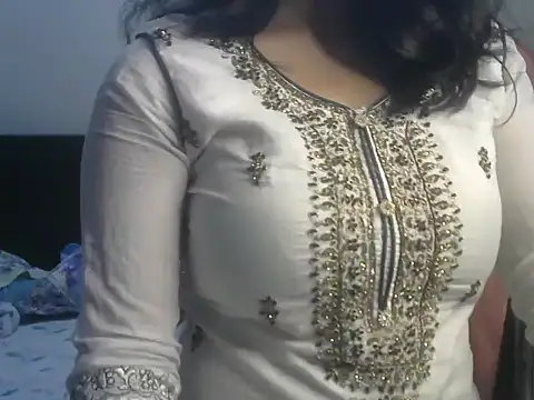 Snapshot of SiaraSiyA chatting on December 2024 07:22:01 PM SiaraSiyA online show from December 2024 07:22:01 PM