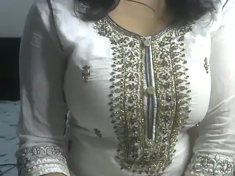 Snapshot of SiaraSiyA chatting on January 2025 05:50:01 PM SiaraSiyA online show from January 2025 05:50:01 PM