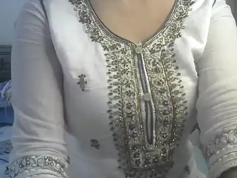 Snapshot of SiaraSiyA chatting on February 2025 09:46:01 AM SiaraSiyA online show from February 2025 09:46:01 AM