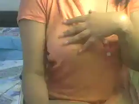 Snapshot of SiaraSiyA chatting on February 2025 08:11:02 AM SiaraSiyA online show from February 2025 08:11:02 AM