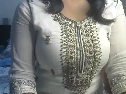 Snapshot of SiaraSiyA chatting on February 2025 07:10:01 PM SiaraSiyA online show from February 2025 07:10:01 PM