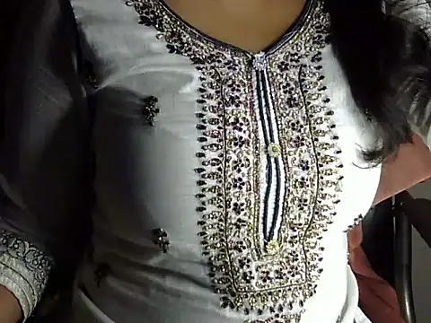 Snapshot of SiaraSiyA chatting on September 2025 05:24:02 PM SiaraSiyA online show from September 2025 05:24:02 PM