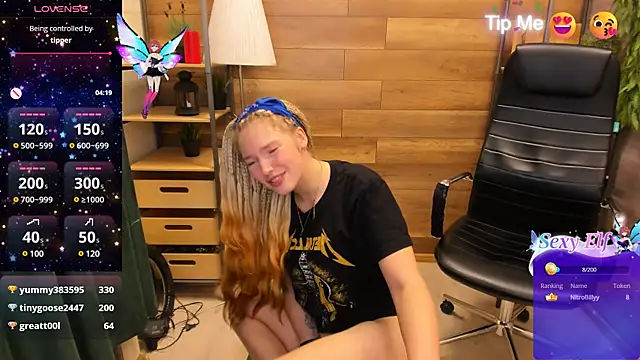 Snapshot of _fiona_Love chatting on January 2025 12:09:01 PM fiona Love online show from January 2025 12:09:01 PM