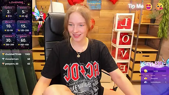 Snapshot of _fiona_Love chatting on March 2025 12:51:01 AM fiona Love online show from March 2025 12:51:01 AM