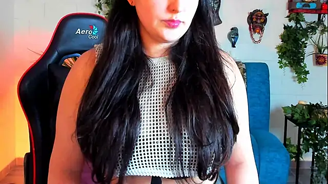 Snapshot of CeceliaJohnson chatting on February 2025 11:17:01 AM CeceliaJohnson online show from February 2025 11:17:01 AM