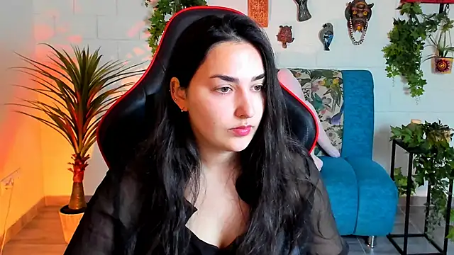Snapshot of CeceliaJohnson chatting on February 2025 08:09:02 AM CeceliaJohnson online show from February 2025 08:09:02 AM