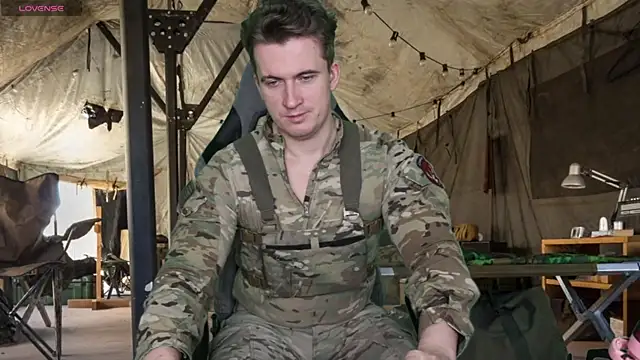 hornystripman97 online show from January 2026 03:20:02 AM