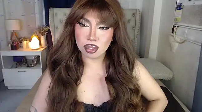 Snapshot of RebecaNextToYou chatting on December 2024 05:44:01 PM RebecaNextToYou online show from December 2024 05:44:01 PM