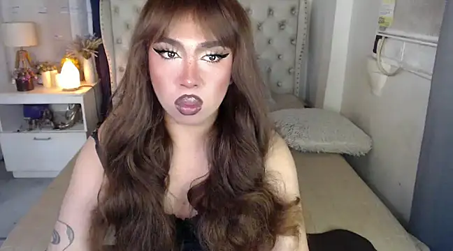Snapshot of RebecaNextToYou chatting on December 2024 08:48:01 PM RebecaNextToYou online show from December 2024 08:48:01 PM
