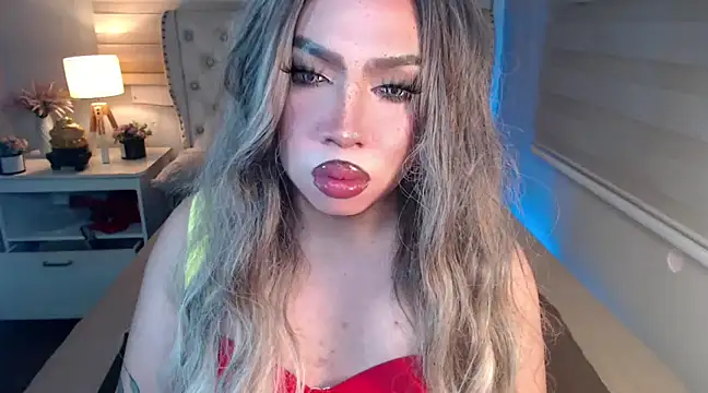 Snapshot of RebecaNextToYou chatting on February 2025 08:24:01 PM RebecaNextToYou online show from February 2025 08:24:01 PM