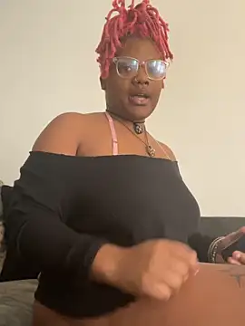 Snapshot of Indigo-love23 chatting on December 2025 07:08:02 PM Indigo-love23 online show from December 2025 07:08:02 PM