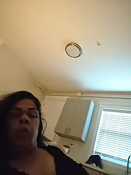 Susannemilf online show from October 2025 03:16:01 PM