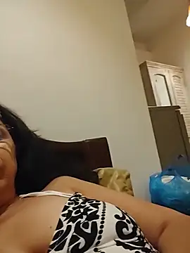 Snapshot of Susannemilf chatting on March 2026 02:57:01 PM Susannemilf online show from March 2026 02:57:01 PM