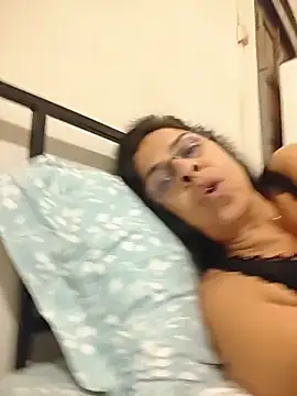 Snapshot of Susannemilf chatting on March 2026 02:56:02 PM Susannemilf online show from March 2026 02:56:02 PM