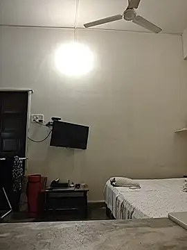 Snapshot of Susannemilf chatting on March 2026 06:07:02 AM Susannemilf online show from March 2026 06:07:02 AM