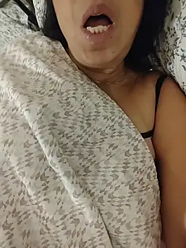 Snapshot of Susannemilf chatting on March 2026 03:49:01 PM Susannemilf online show from March 2026 03:49:01 PM