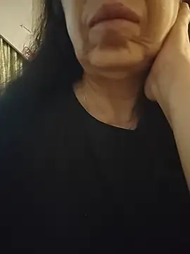 Snapshot of Susannemilf chatting on April 2026 03:36:02 AM Susannemilf online show from April 2026 03:36:02 AM