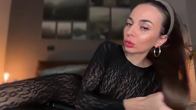 Snapshot of Bad_Giorgia chatting on February 2025 01:42:02 PM Bad Giorgia online show from February 2025 01:42:02 PM