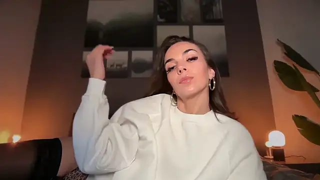 Snapshot of Bad_Giorgia chatting on October 2025 11:06:01 AM Bad Giorgia online show from October 2025 11:06:01 AM