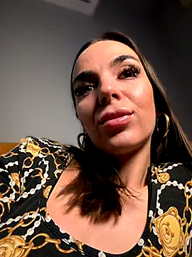 Snapshot of Bad_Giorgia chatting on October 2025 11:18:02 AM Bad Giorgia online show from October 2025 11:18:02 AM