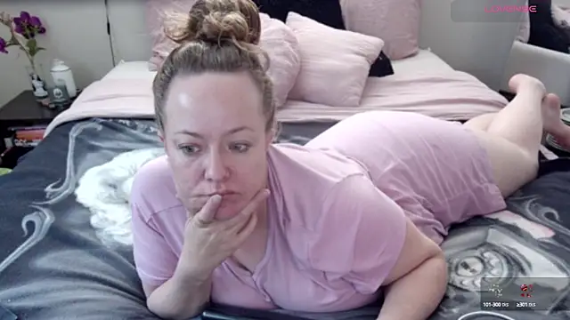 julimonroe online show from February 2025 04:01:02 PM