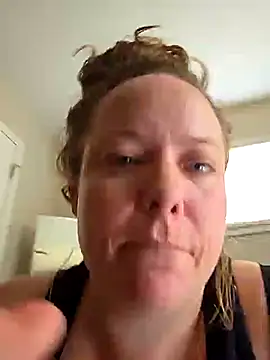 julimonroe online show from February 2025 09:02:01 PM