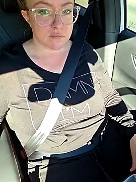 julimonroe online show from March 2025 04:11:02 PM