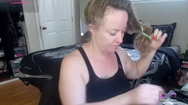 julimonroe online show from September 2025 10:47:01 PM