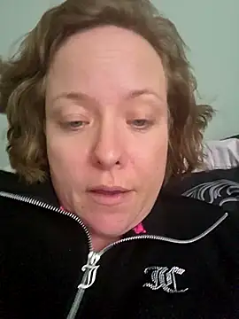 julimonroe online show from April 2026 10:03:01 PM