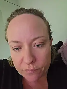 julimonroe online show from June 2026 02:05:02 AM