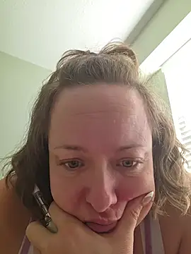 julimonroe online show from June 2026 03:29:01 PM