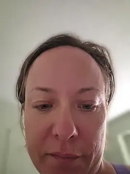 julimonroe online show from July 2026 11:20:01 PM