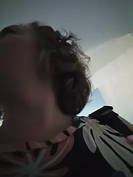 julimonroe online show from July 2026 02:41:02 PM