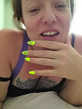 julimonroe online show from July 2026 06:11:01 PM
