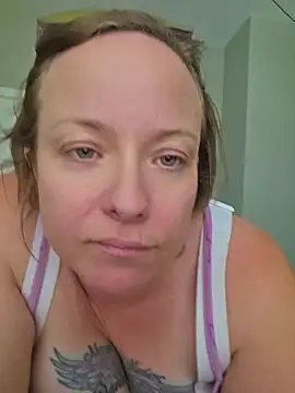 julimonroe online show from August 2026 08:55:02 PM