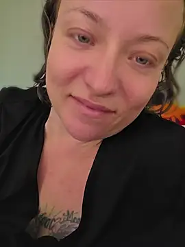 julimonroe online show from August 2026 04:17:02 AM