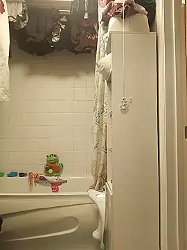 Snapshot of timehunter912 chatting on February 2025 06:26:02 PM timehunter912 online show from February 2025 06:26:02 PM