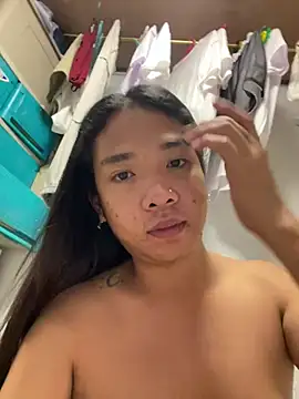 Snapshot of Valentinasbody chatting on December 2024 01:22:01 PM Valentinasbody online show from December 2024 01:22:01 PM