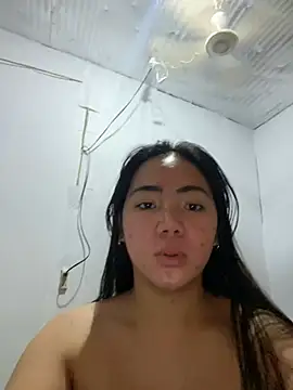 Snapshot of Martha_pookerxxx chatting on February 2025 12:18:01 AM Martha pookerxxx online show from February 2025 12:18:01 AM