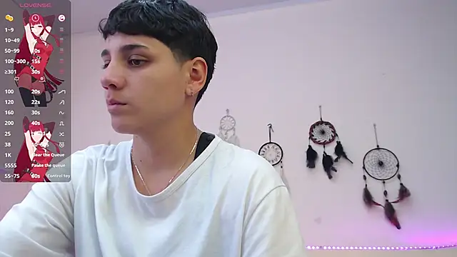 Snapshot of bad_giirl_ chatting on March 2025 06:23:02 PM bad giirl online show from March 2025 06:23:02 PM