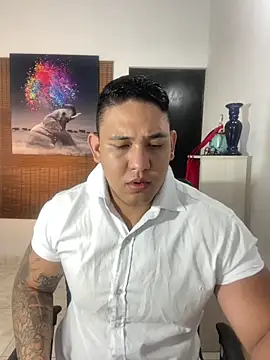 Snapshot of Colton_Massif chatting on March 2025 12:45:01 AM Colton Massif online show from March 2025 12:45:01 AM