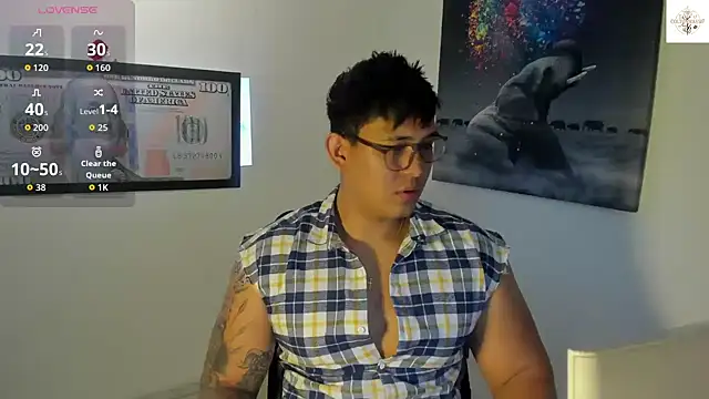 Colton Massif online show from October 2025 09:52:01 PM