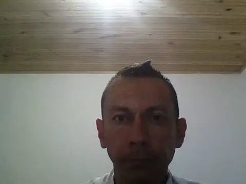 soyquindiano online show from April 2026 08:39:01 PM