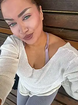 EmiliaPetrova online show from March 2025 04:55:01 PM